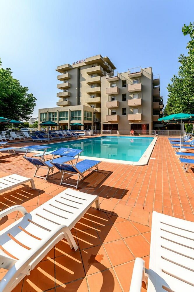 Фото Hotel St. Gregory Park