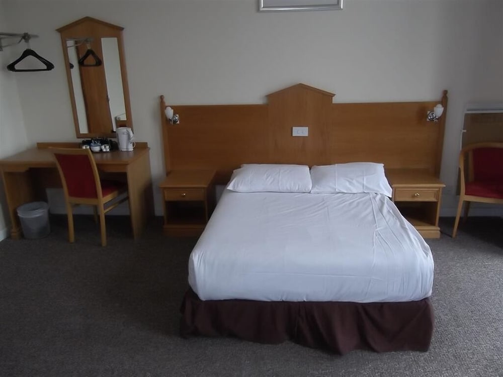 Фото Esplanade Hotel