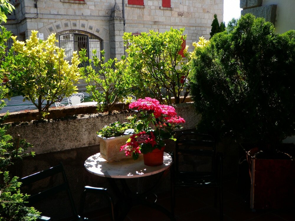 Фото Hostal Siete Picos