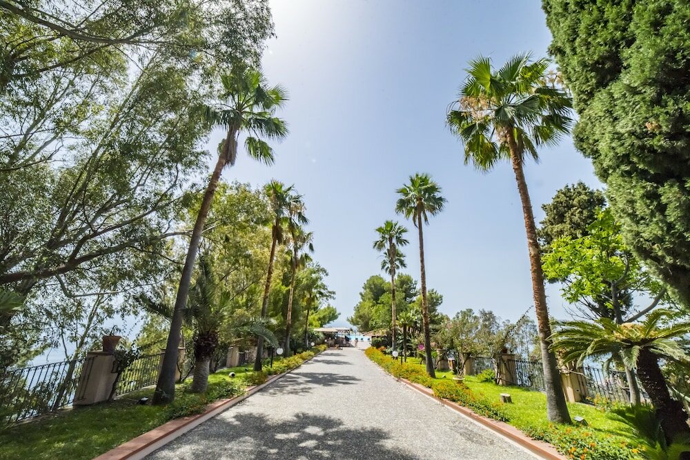 Фото Excelsior Palace Hotel