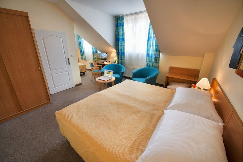 Фото EA Отель Tosca