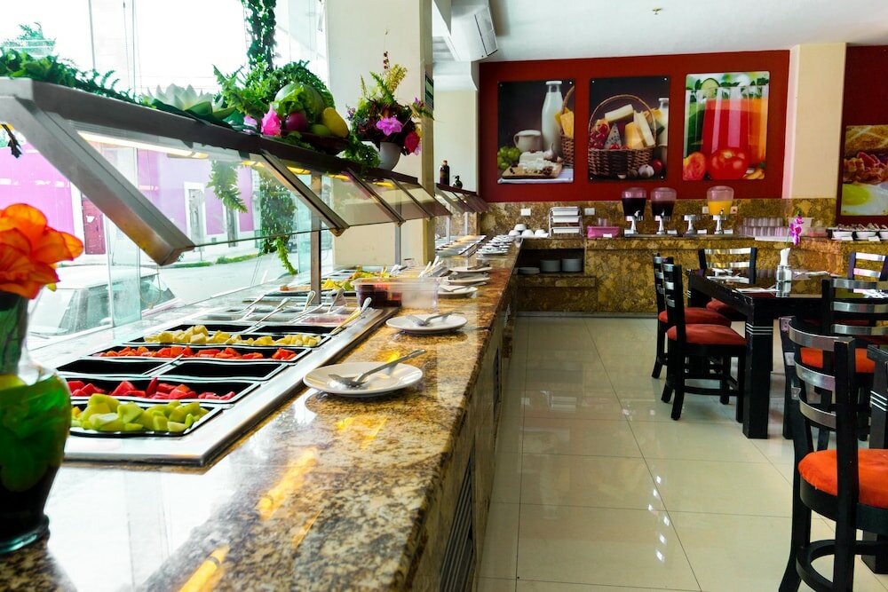 Фото Hotel El Español Paseo de Montejo