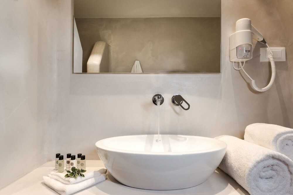 Фото Strogili Hotel - Adults Only