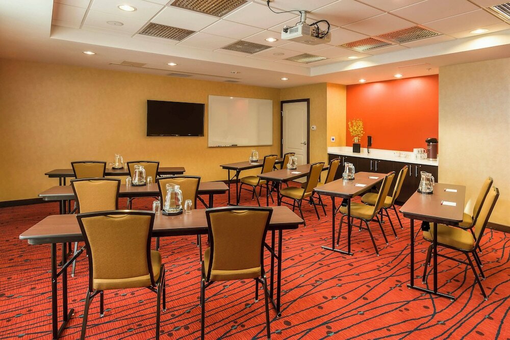 Фото Residence Inn Fargo