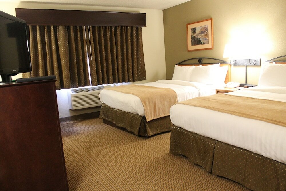 Фото AmericInn by Wyndham Grimes