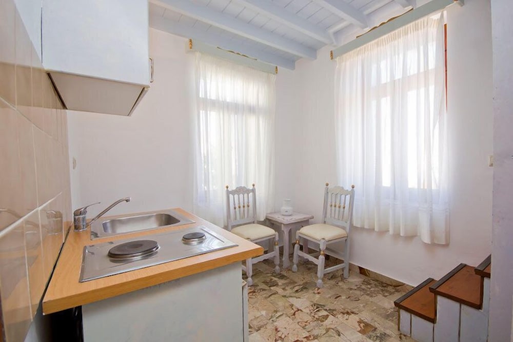 Фото Dorian Hotel