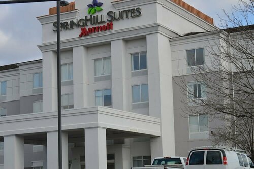 Внешний вид отеля SpringHill Suites by Marriott Pittsburgh Monroeville в Монровилле, фото 3