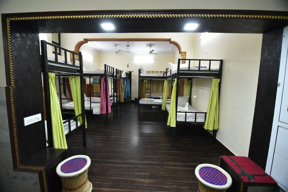 Фото Hotel Vaishnavi