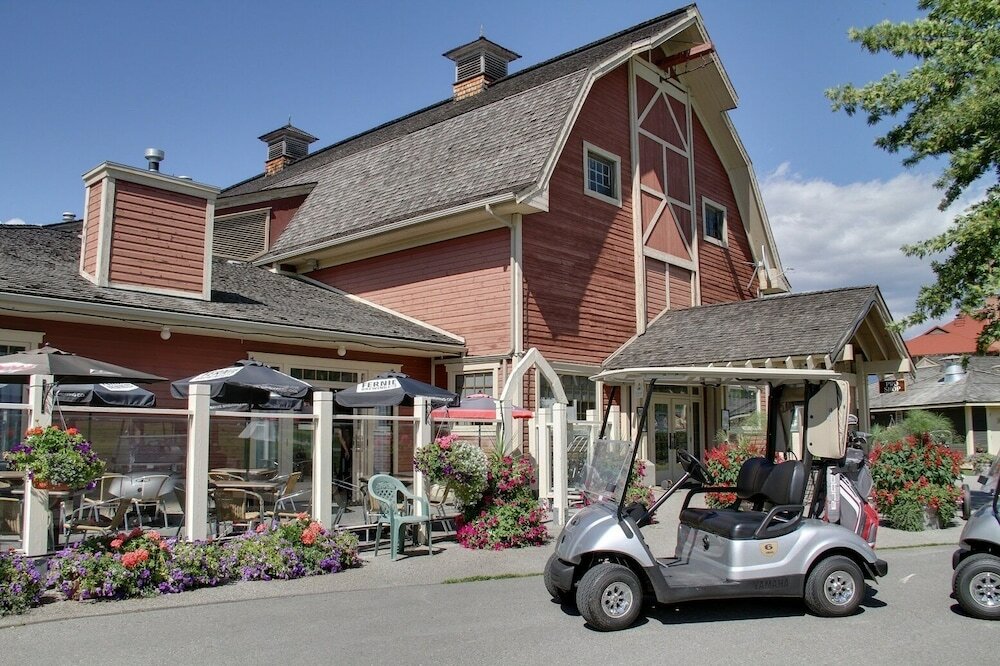 Фото St. Eugene Golf Resort & Casino