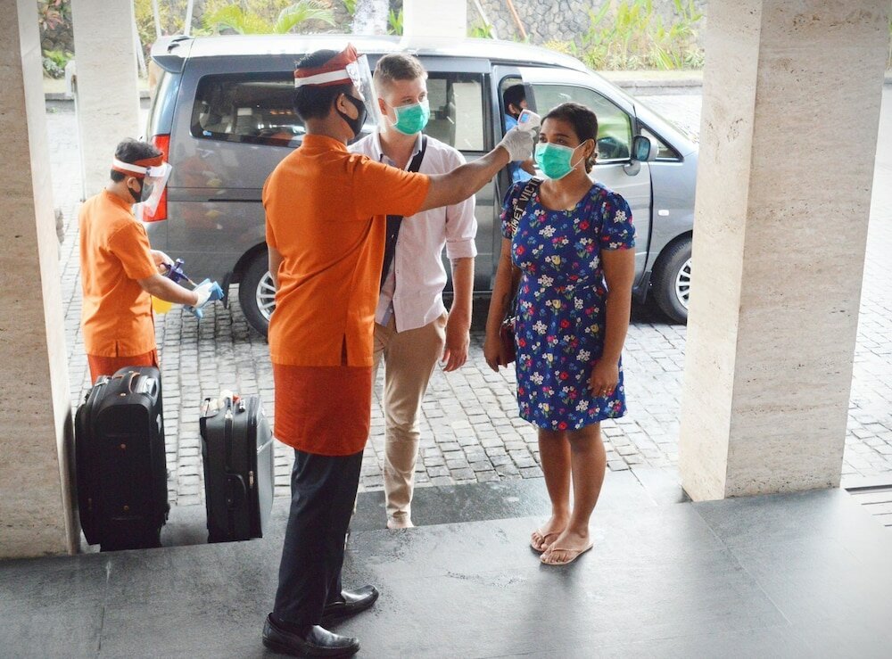 Фото Grand Balisani Suites