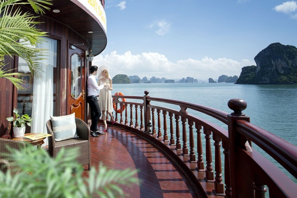 Фото Emperor Cruise Ha Long