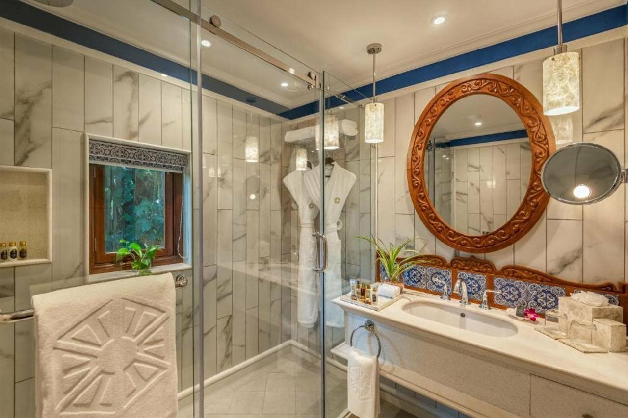 Фото Taj Holiday Village Resort & SPA