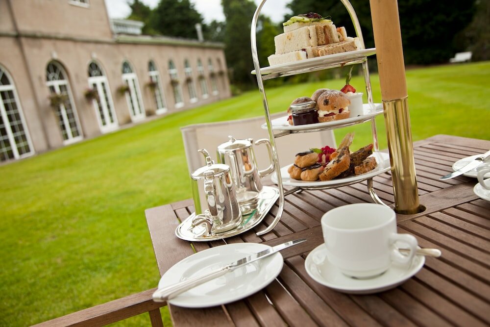 Фото Rowton Hall Hotel and SPA