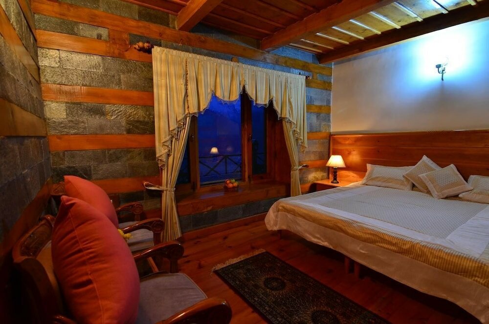 Фото Himalayan Kothi Kais