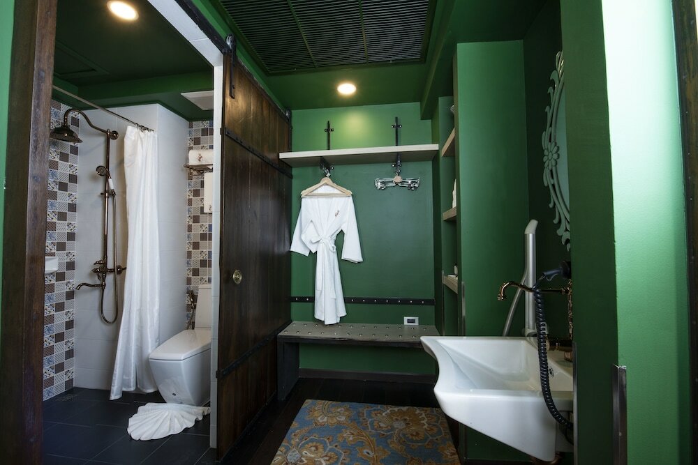 Фото Dhevi Bangkok Hotel