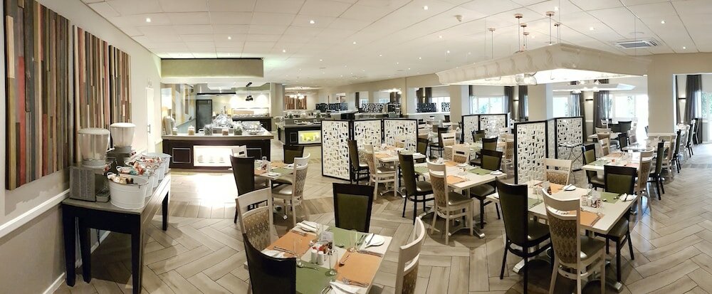 Фото Garden Court O. R. Tambo International Airport