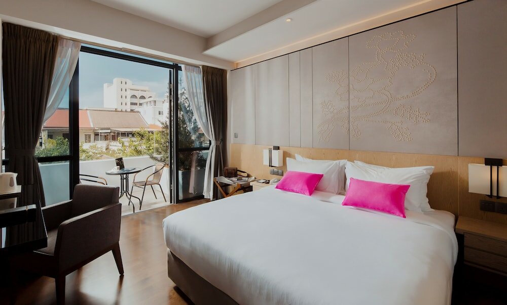 Фото Victoria Garden Hotel