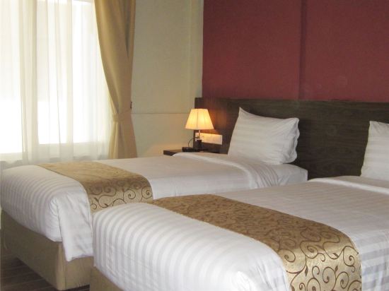 Фото Hotel Dafam Cilacap