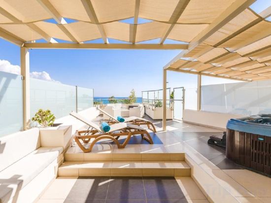 Фото Golden Bay Beach Hotel