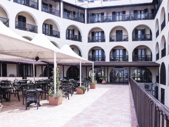 Фото Hotel Calabona