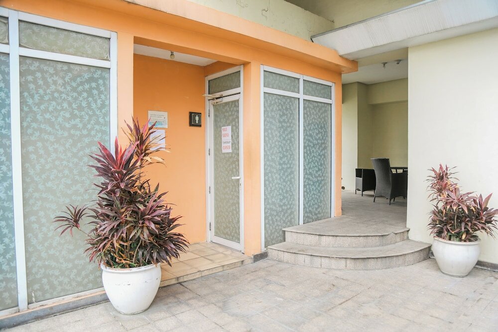 Фото Pacific Bay Grand Suites