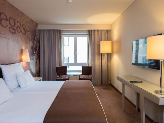 Фото Vila Galé Porto Ribeira