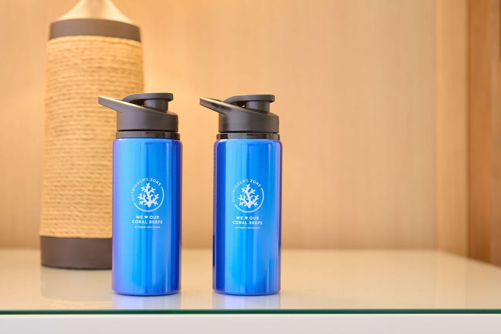 Фото Outrigger Reef Waikiki Beach Resort