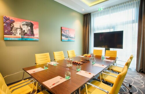 Гостиница Leonardo Hotel Munich City East в Оттобрунне