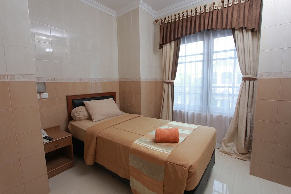 Фото Hotel Kristina