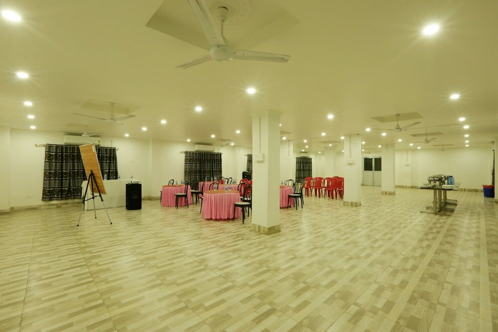 Фото Hotel Grand Luit