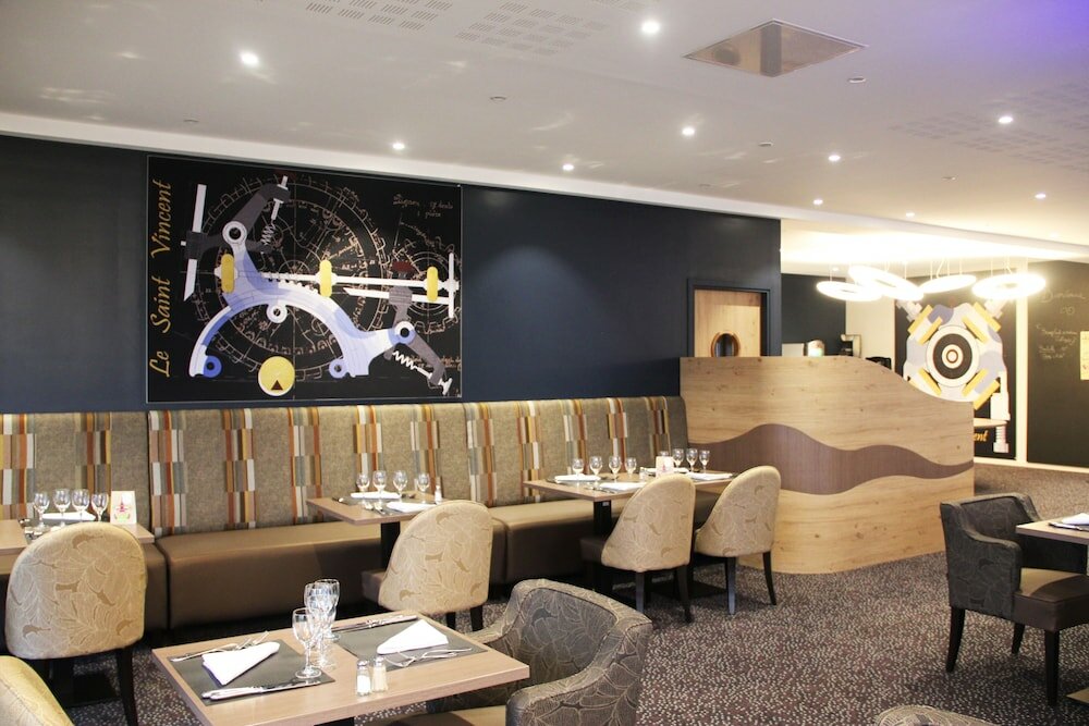 Фото Hostellerie Saint Vincent Beauvais Aéroport