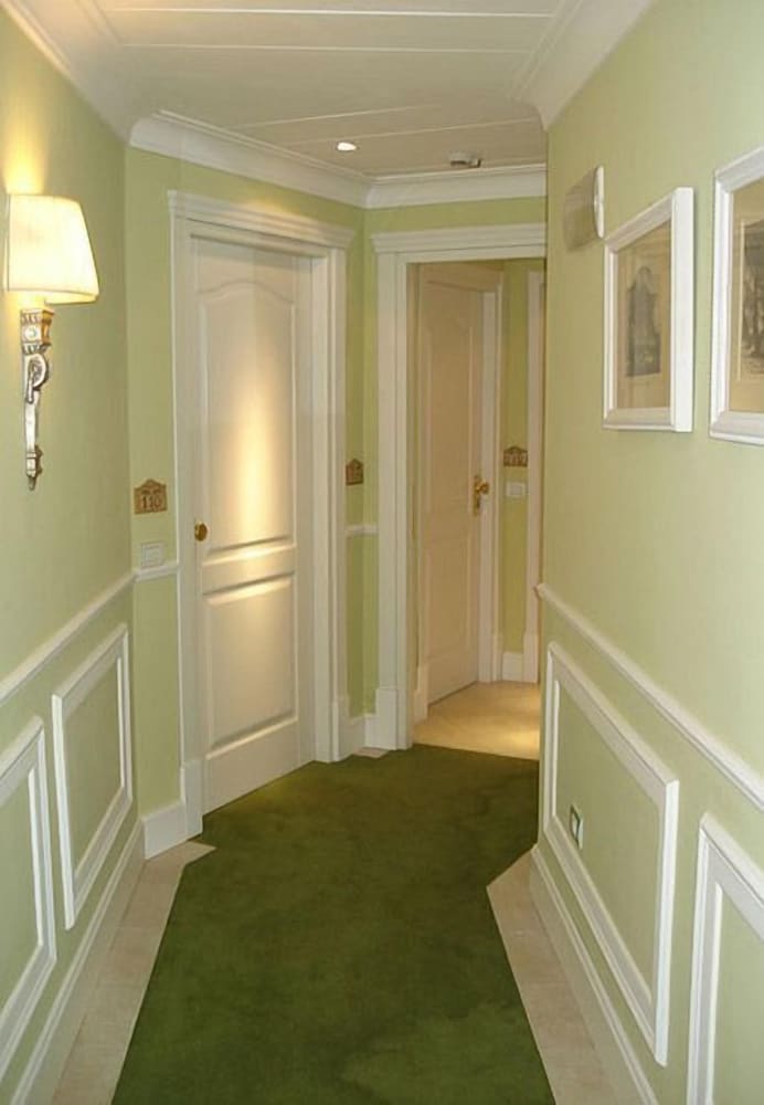 Фото Hotel Villa Daphne