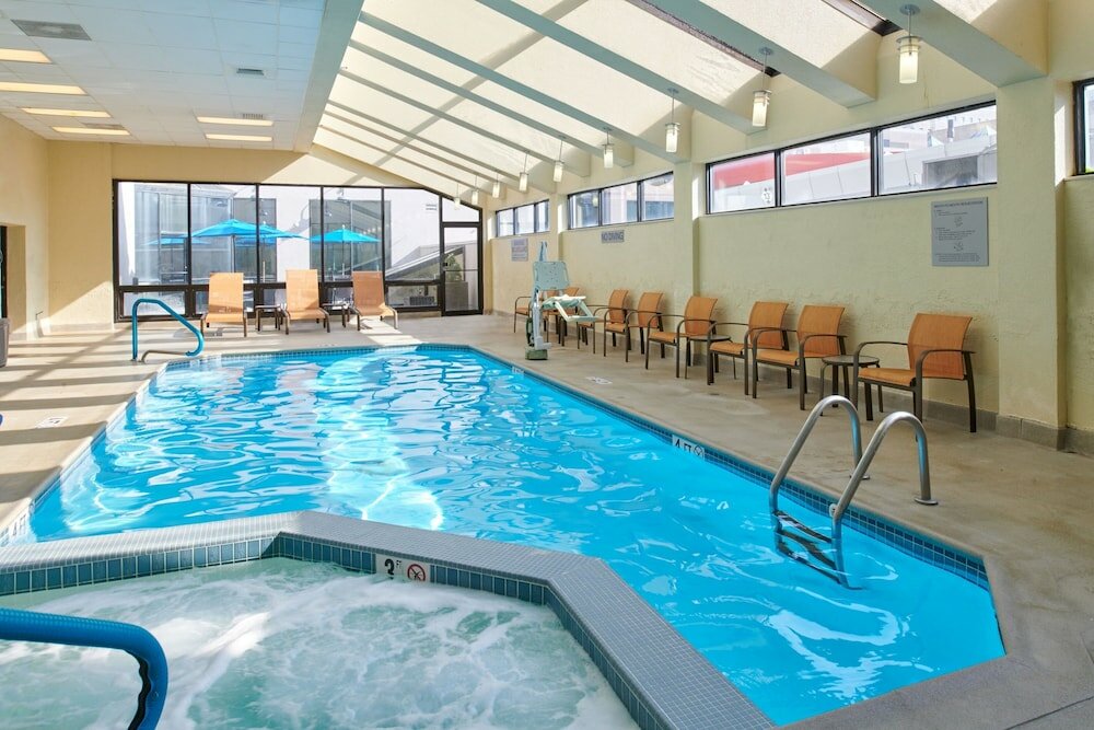 Фото Courtyard by Marriott Columbus Downtown
