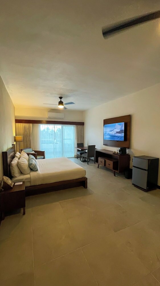 Фото Ocean Drive Hotel - Isla Mujeres