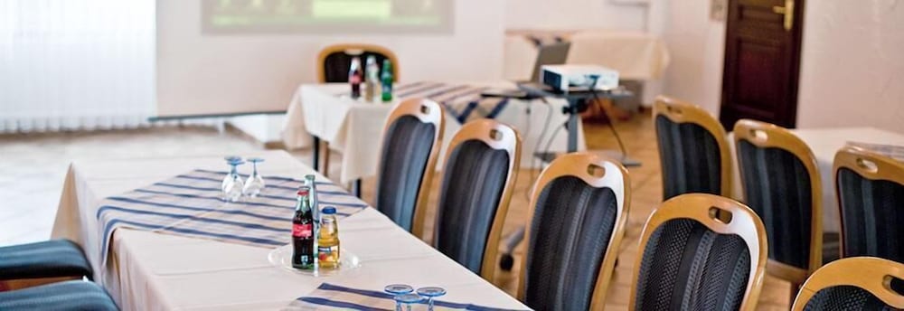 Фото Hotel Central