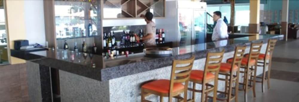 Фото Hotel Canarius de Gravatá