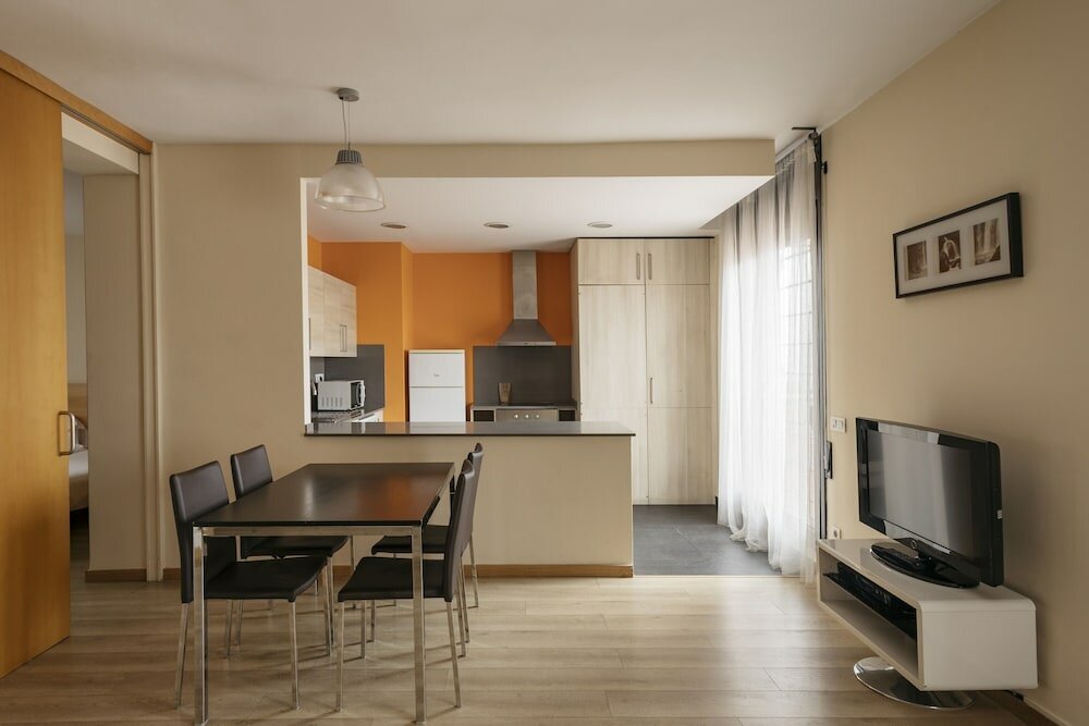 Фото Villarroel Apartments Barcelona
