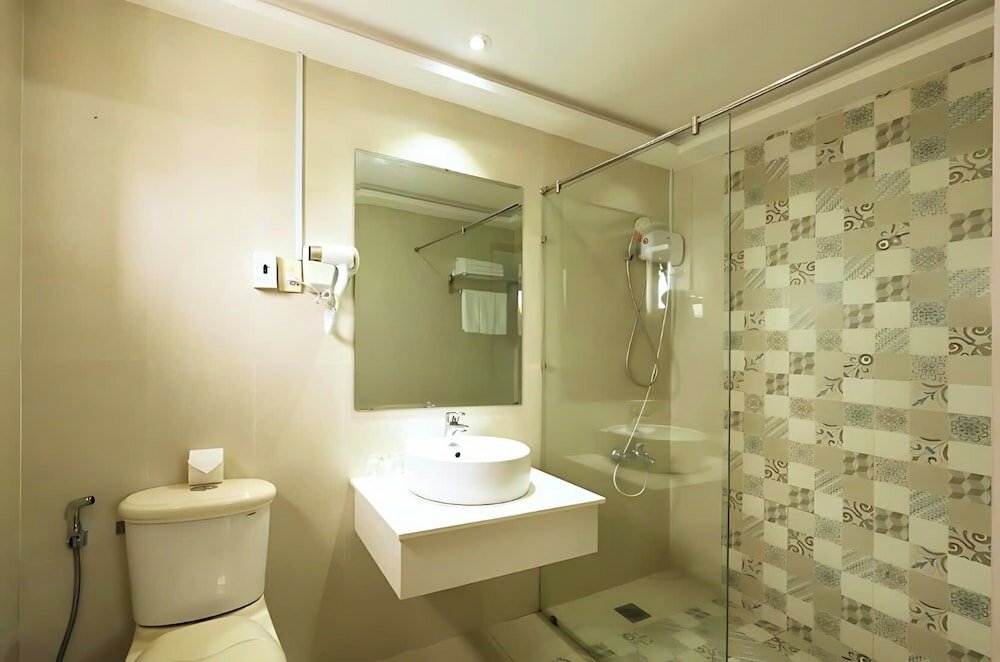 Фото Happy Life Green Hotel