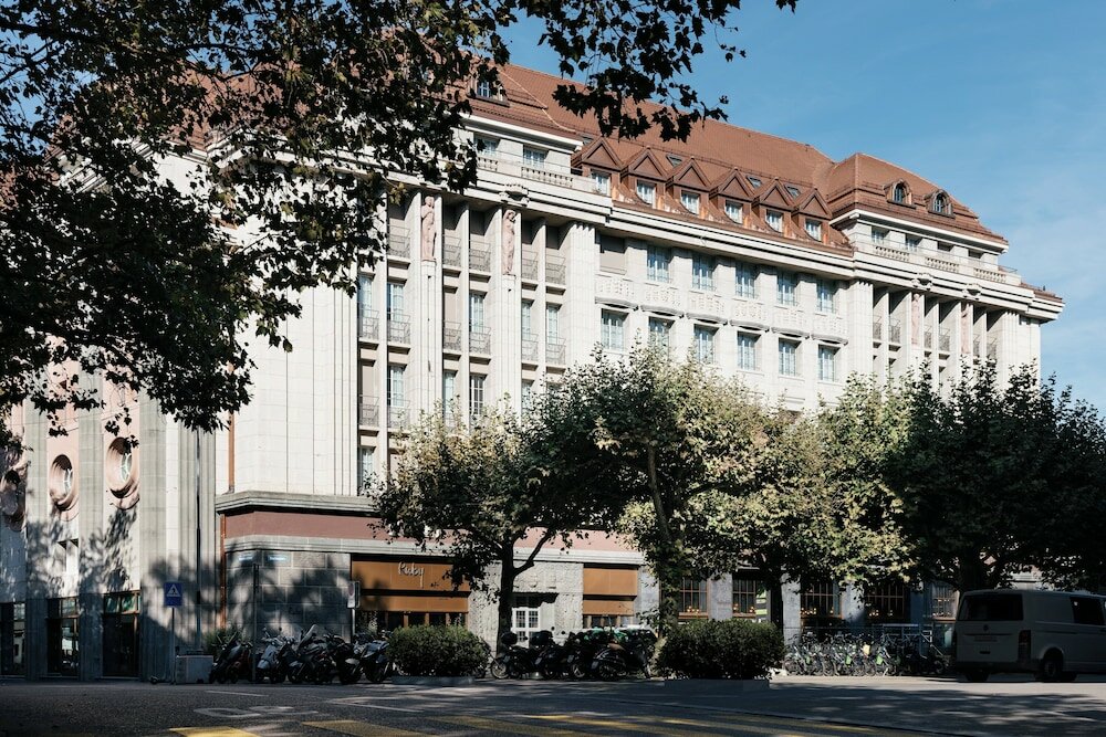 Фото Ruby Mimi Zurich