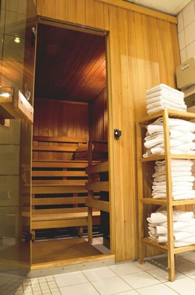 Фото Mercure Hotel Plaza Magdeburg