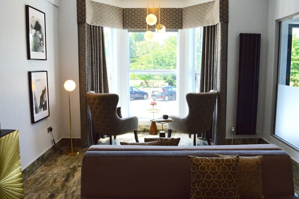 Фото Q8 Boutique Hotel