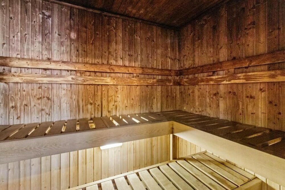 Фото Marsden Viaduct Hotel