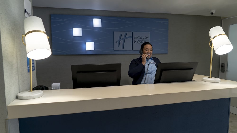 Фото Holiday Inn Express San Juan Condado, an Ihg Hotel