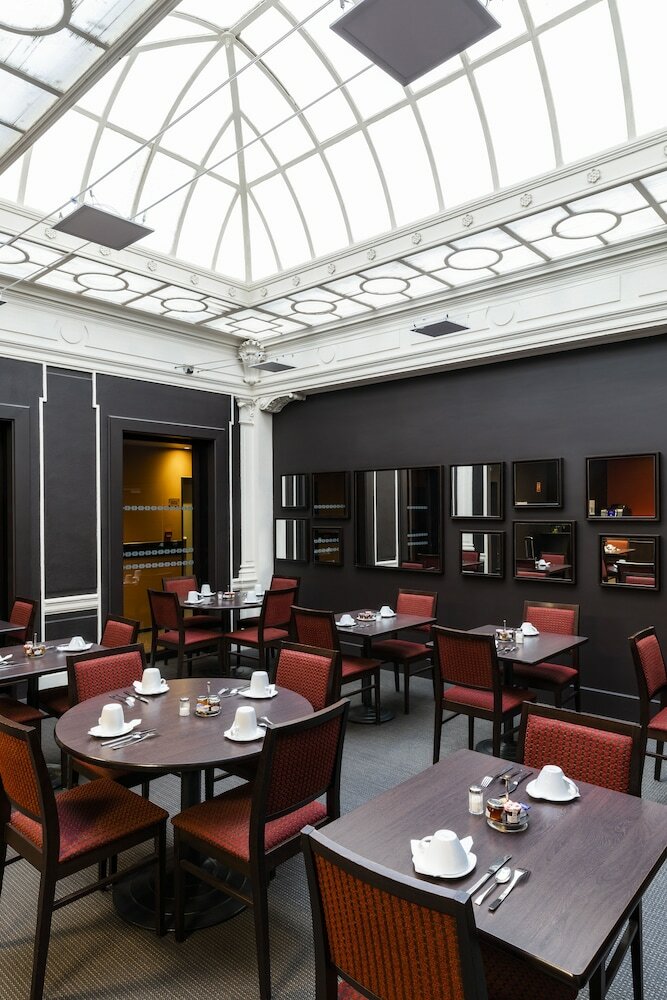 Фото Escale Oceania Marseille Vieux Port