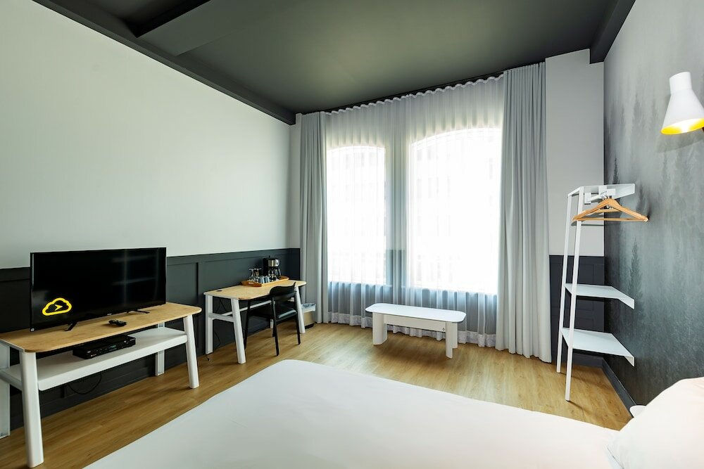 Фото Hôtel du Jardin - by Les Lofts Vieux-Quebec