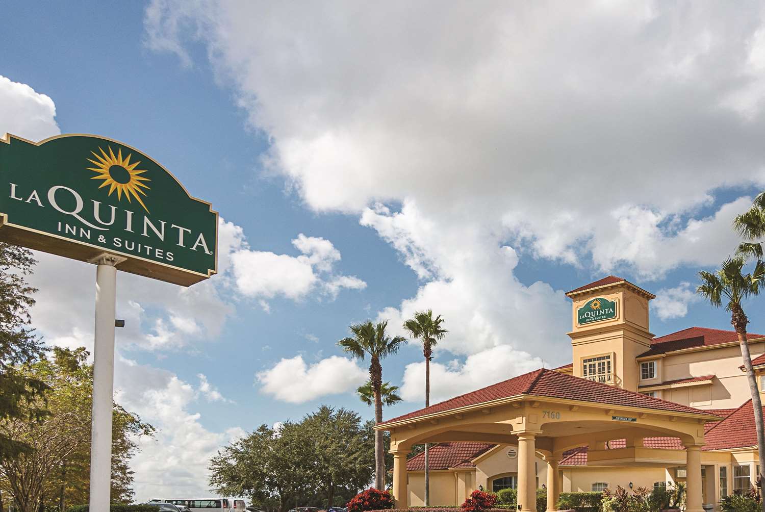 Фото La Quinta Inn & Suites by Wyndham Orlando Airport North