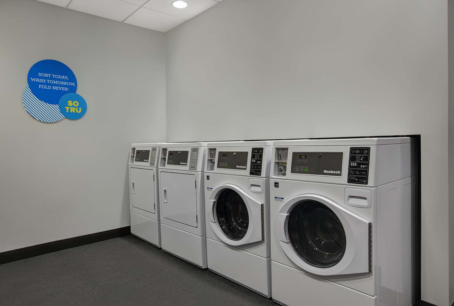 Фото Tru by Hilton Milwaukee Downtown, Wi