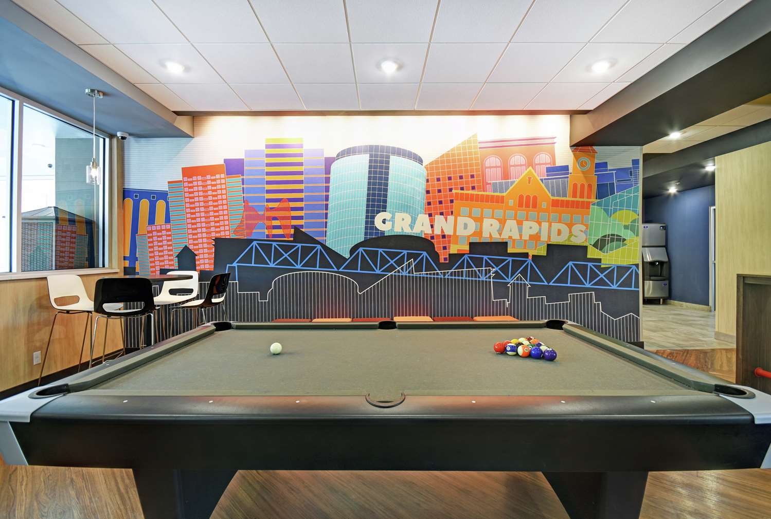 Фото Tru by Hilton Grand Rapids Airport