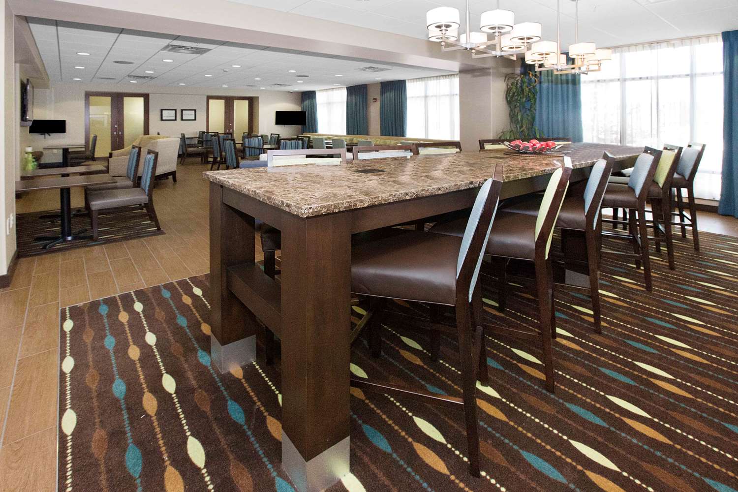 Фото Hampton Inn Pittsburgh-Bridgeville