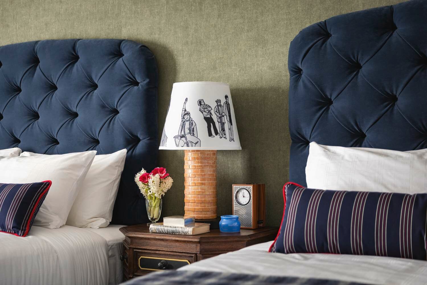 Фото Graduate Storrs